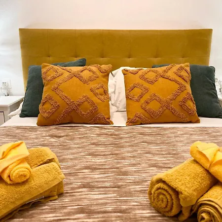 Miss Flora Playa Honda * פלאייה דה לאס אמריקס