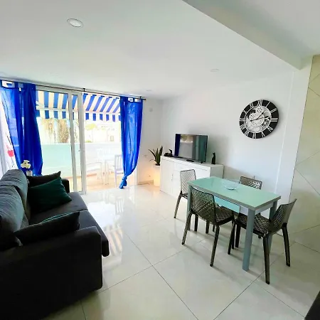 Miss Flora Playa Honda Apartment